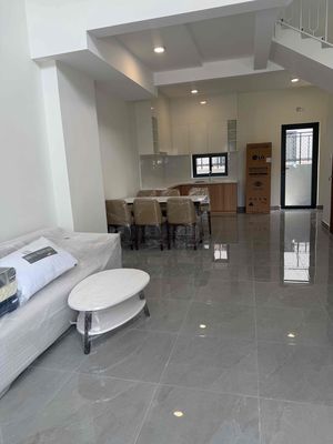 chính chủ cho thuê 3pn3wc K-home new city nội thất đầy đủ