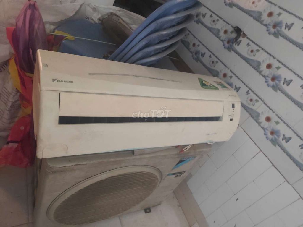 1daikin 1aqua1.5hp inverter