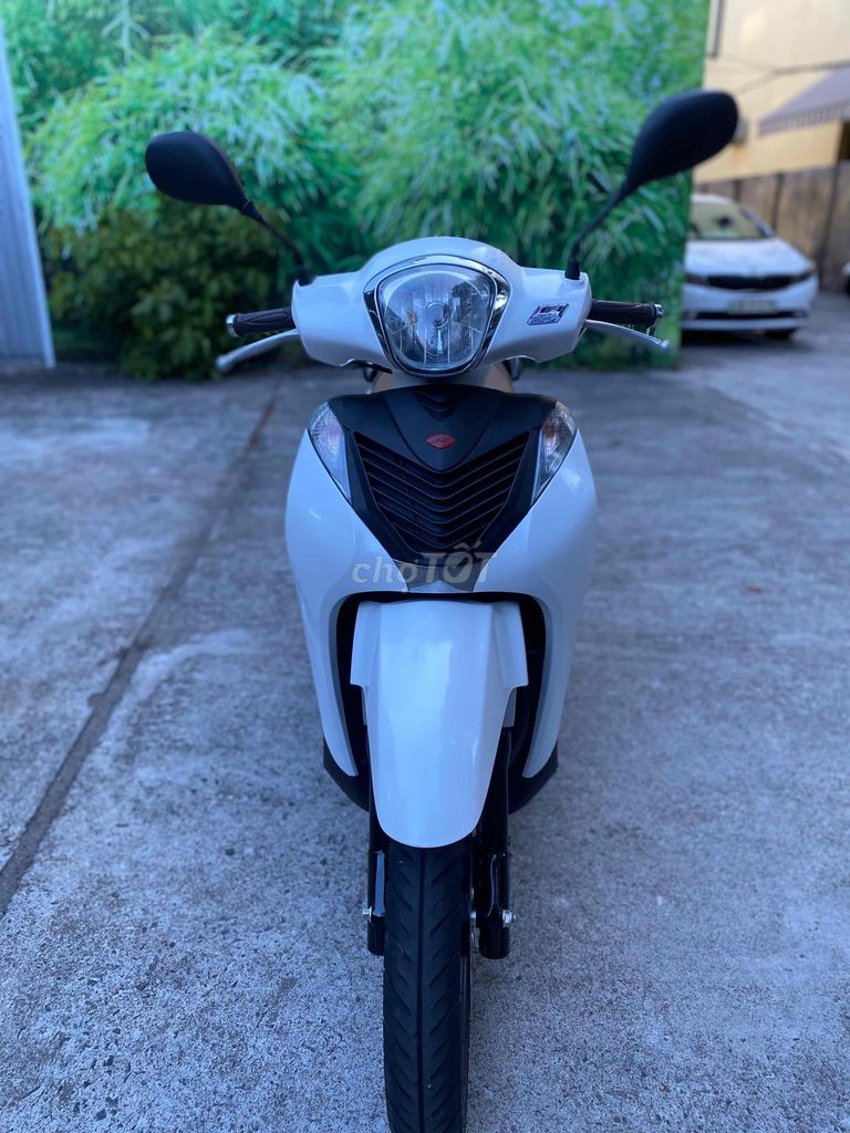 shmode trắng khoá bếp ga xe đẹp. Mua bán Xe máy tại Quận Thanh Khê Đà Nẵng được đăng bởi Long hình 2