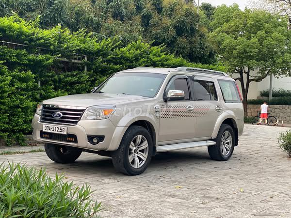 FORD EVEREST sản xuất 2011, máy dầu. Mua bán Ô tô tại Quận Tây Hồ Hà Nội được đăng bởi Chú Thành Bộ Đội hình 1
