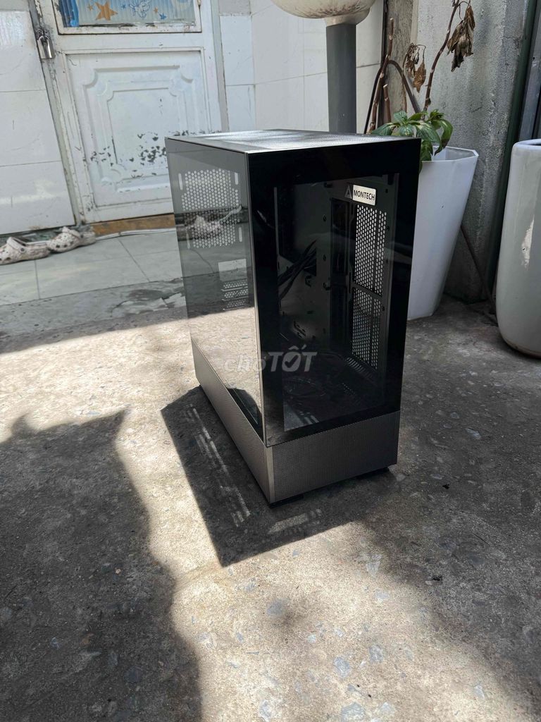 Vỏ case Montech SKY TWO Đen Kính. Mua bán Linh kiện (RAM, Card...) tại Quận Thanh Khê Đà Nẵng được đăng bởi VIP hình 1