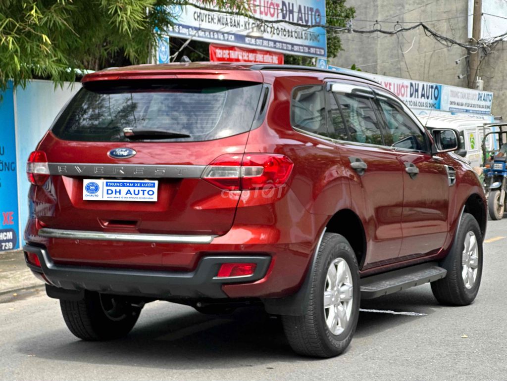 Ford Everest 2.0 AT Chất xe đẹp 1 Chủ - KM chuẩn 💯. Mua bán Ô tô tại Quận Gò Vấp Tp Hồ Chí Minh được đăng bởi DH AUTO FORD CHUYÊN XE FORD LƯỚT CHẤT LƯỢNG CAO hình 5