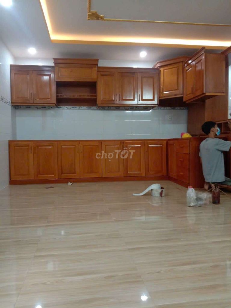 Tủ kệ bếp gỗ tự nhiên 333466