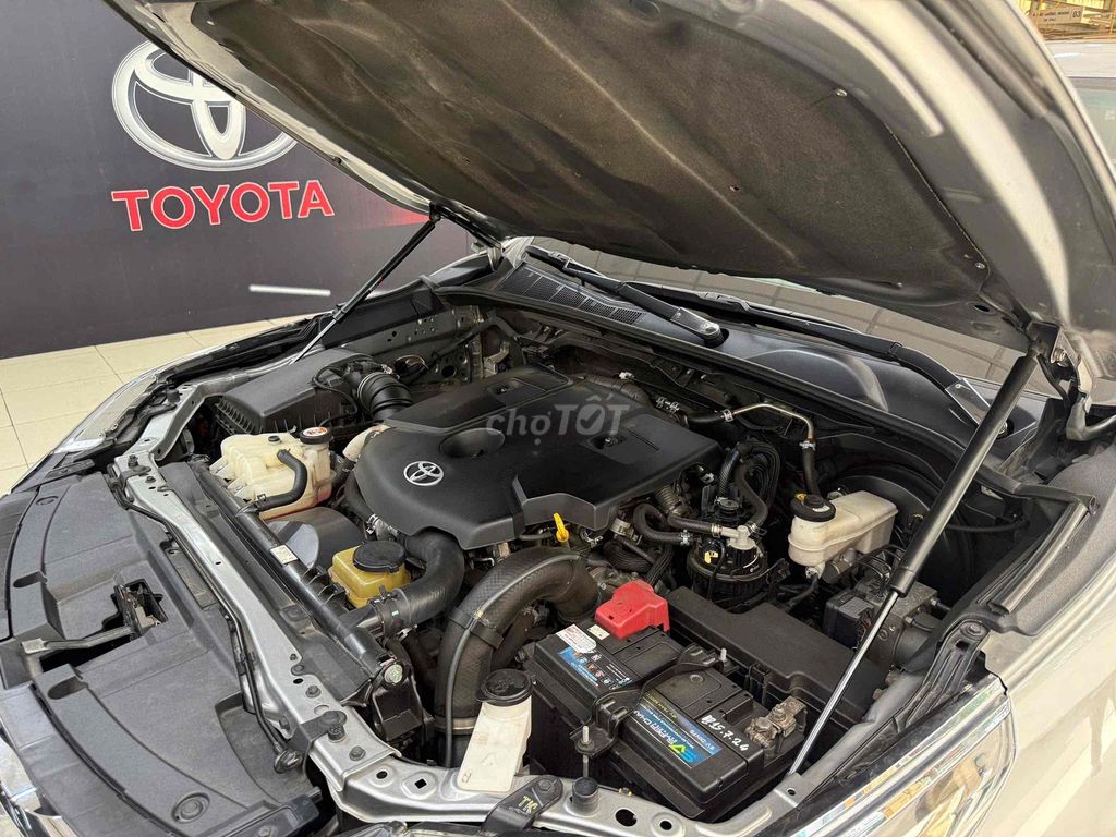 Toyota Fortuner Bạc 7 chỗ. Mua bán Ô tô tại Thành phố Thủ Đức Tp Hồ Chí Minh được đăng bởi Hào Toyota  hình 8