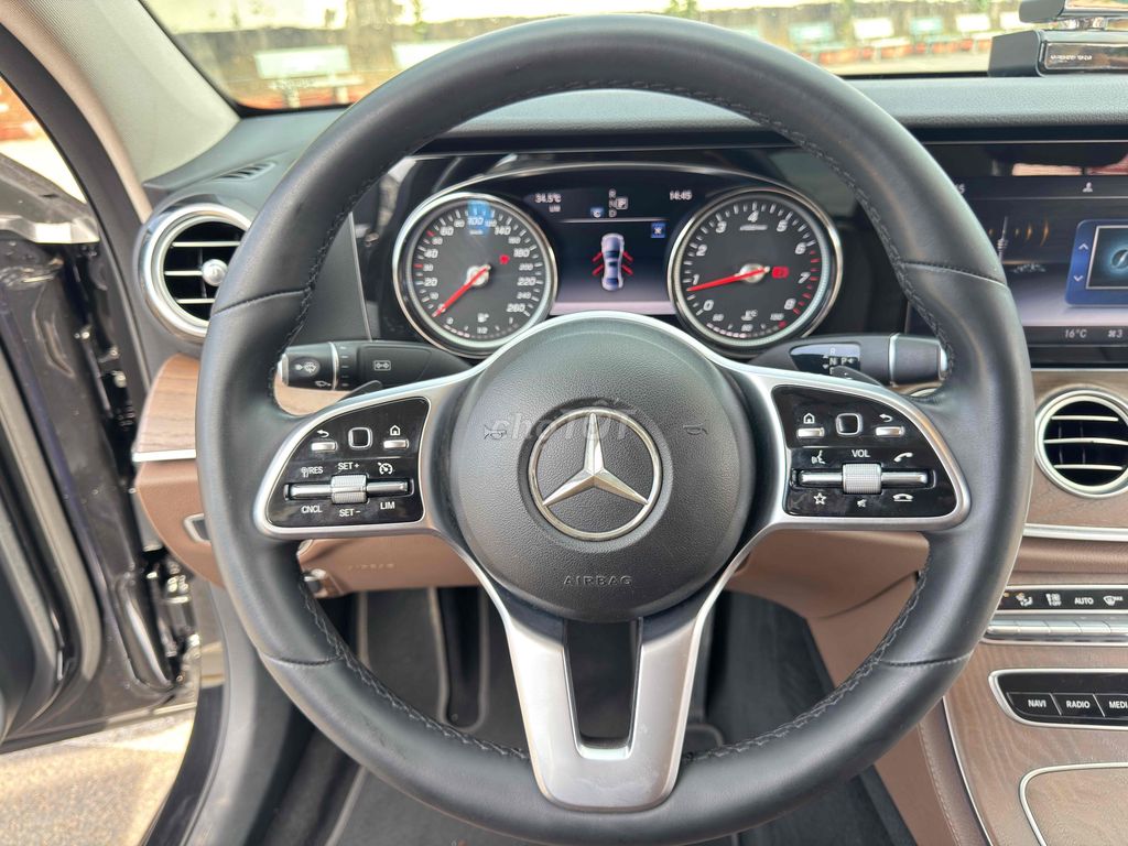 Mercedes Benz E Class 2019 E200 - 60 km. Mua bán Ô tô tại Quận 12 Tp Hồ Chí Minh được đăng bởi Nguyen van nhut hình 9