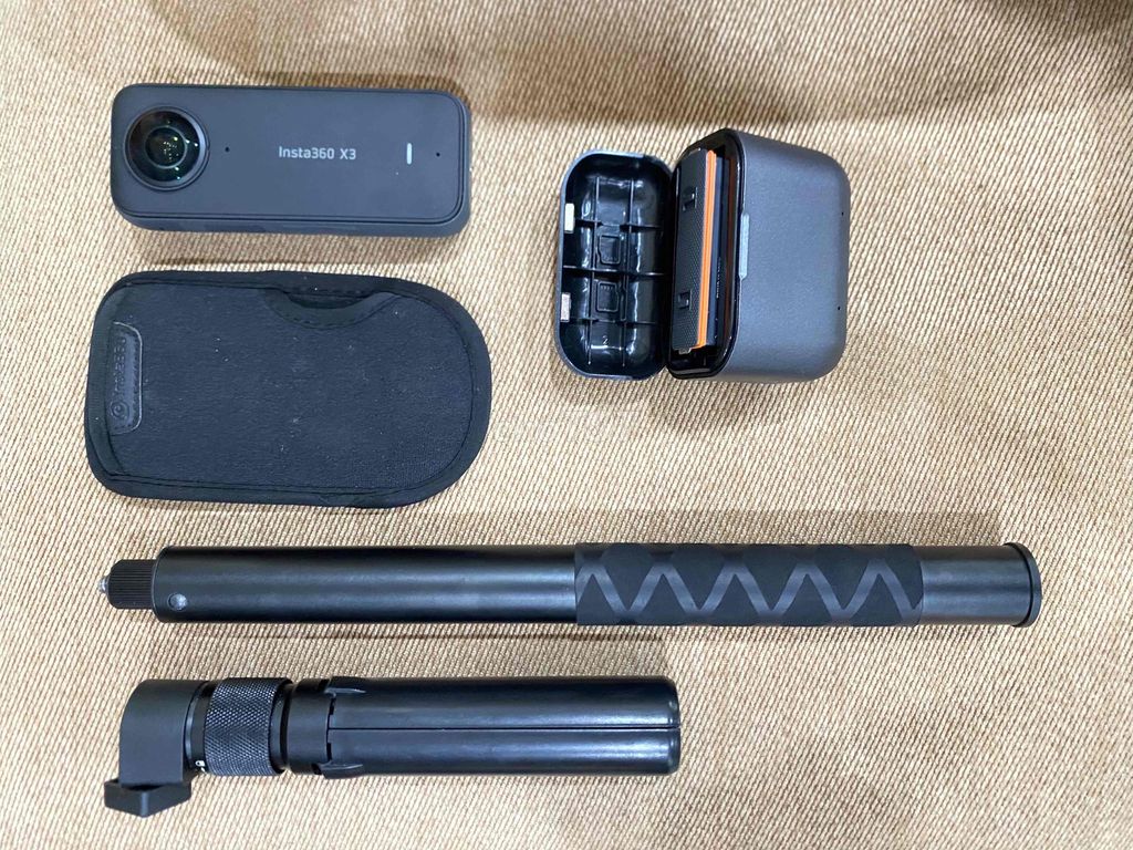 Máy quay Insta360 X3 Đen Đã qua sử dụng. Mua bán Máy ảnh, Máy quay tại Quận Hải Châu Đà Nẵng được đăng bởi Nguyễn Thanh Khang hình 1