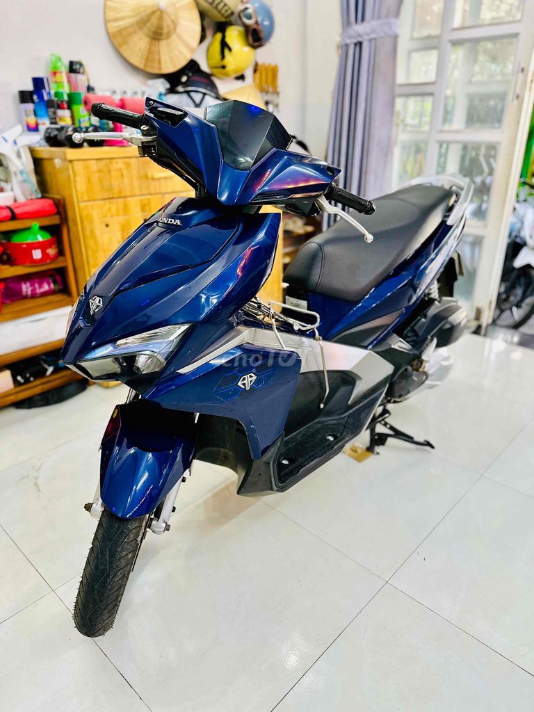 Airblade 2017.. Mua bán Xe máy tại Huyện Tuy Phước Bình Định được đăng bởi Nguyễn Văn Nghĩa hình 1