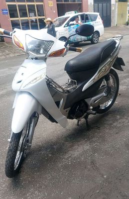 Wave A trắng giấy tờ đầy đủ hợp lệ. Máy bao êm.