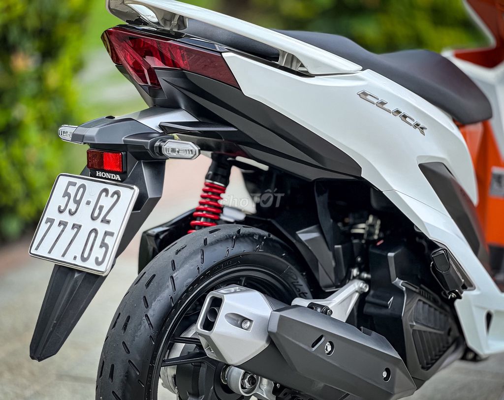 Honda Click Thái 150cc Trắng cam. Mua bán Xe máy tại Quận 7 Tp Hồ Chí Minh được đăng bởi Lê Văn Đạt hình 14