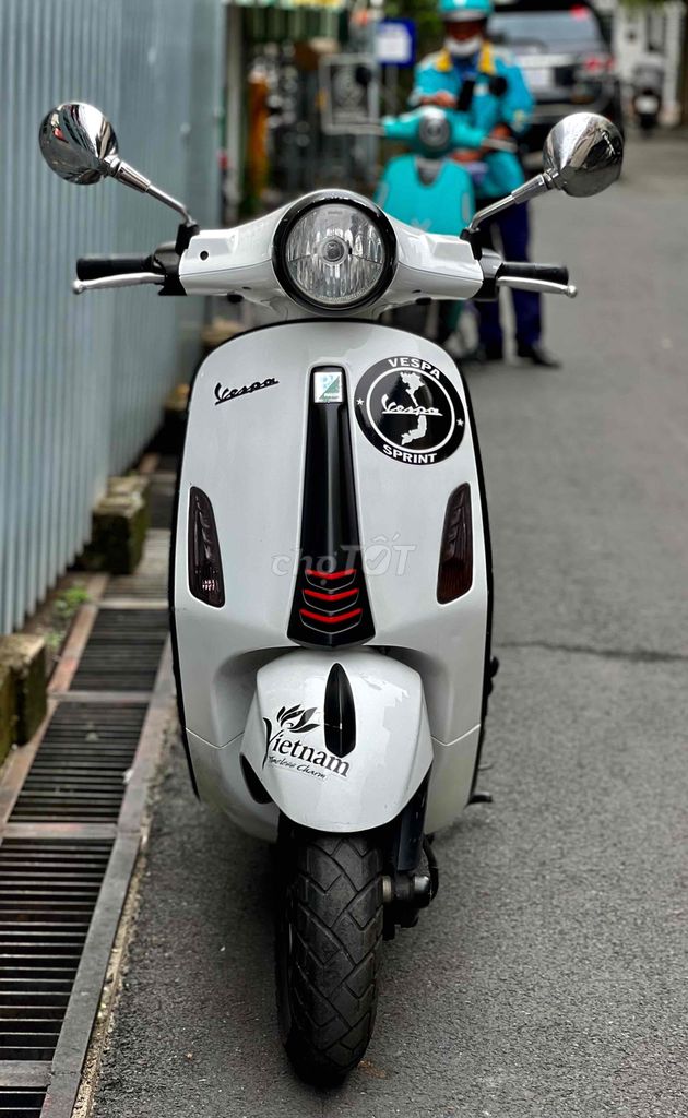 Vespa Primavera 2015 bstp xe nhà chạy cần bán