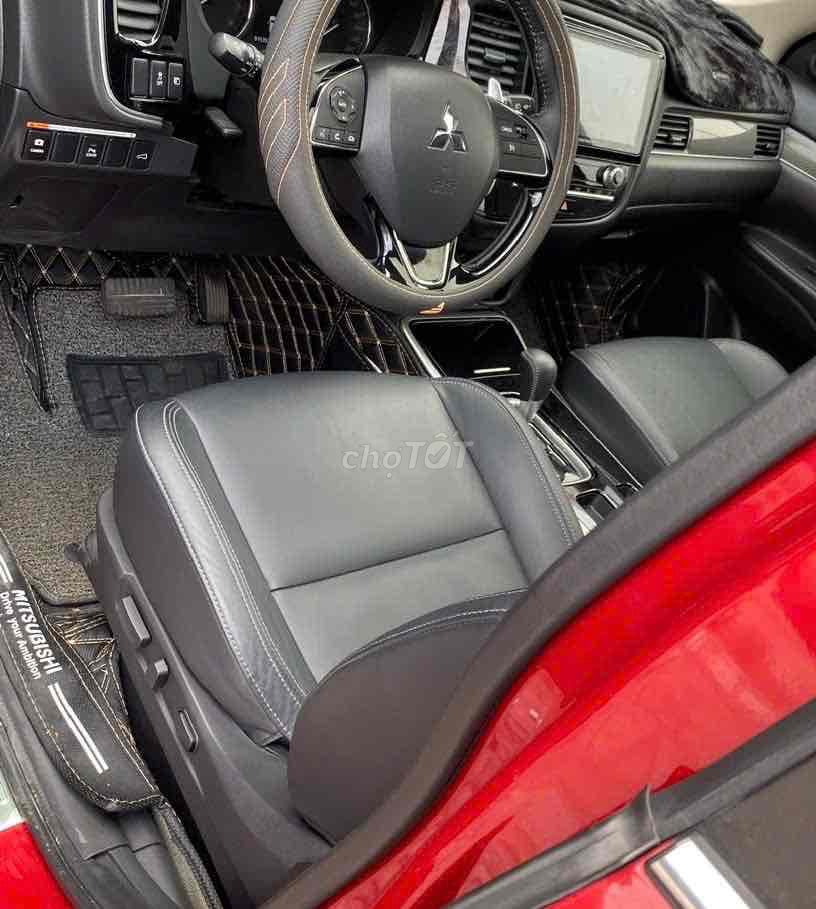 Mitsubishi Outlander 2021 2.0 CVT Premium  chất. Mua bán Ô tô tại Quận Long Biên Hà Nội được đăng bởi Lan hình 7
