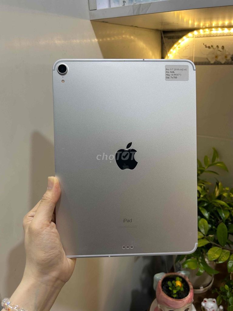 iPad Pro 2018 11" 64GB 4G Nguyên Zin Pin zin 96%. Mua bán Máy tính bảng tại Huyện Hóc Môn Tp Hồ Chí Minh được đăng bởi SIRI STORE HCM hình 1