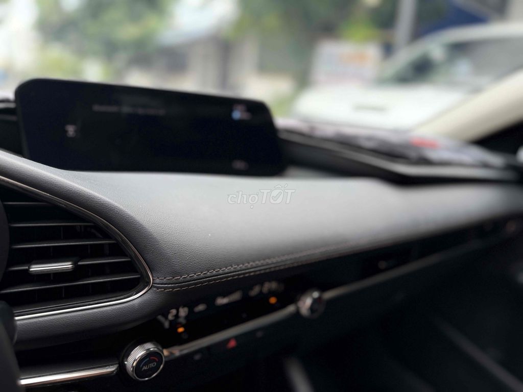 Mazda 3 2024 1.5L Luxury - 33000 km. Mua bán Ô tô tại Quận Ninh Kiều Cần Thơ được đăng bởi Miền Tây Used Car hình 10