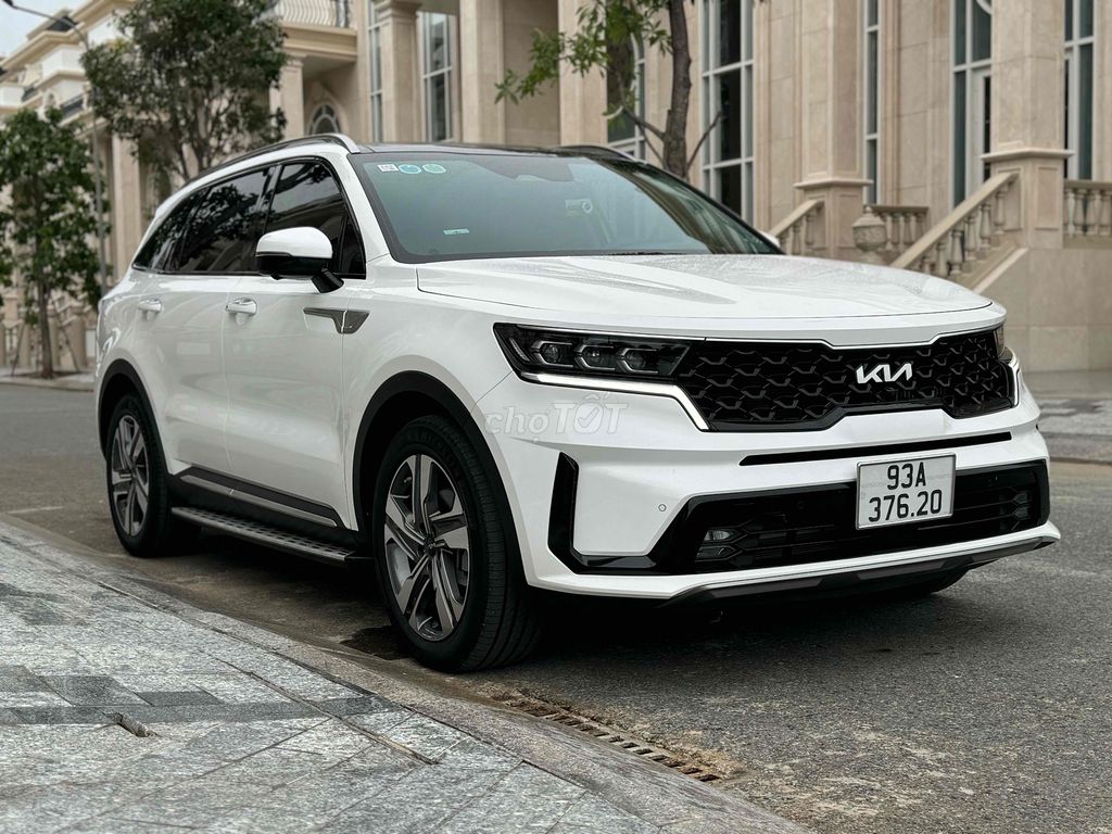 Sorento Hybrid Signature 2022 13.000km siêu mới