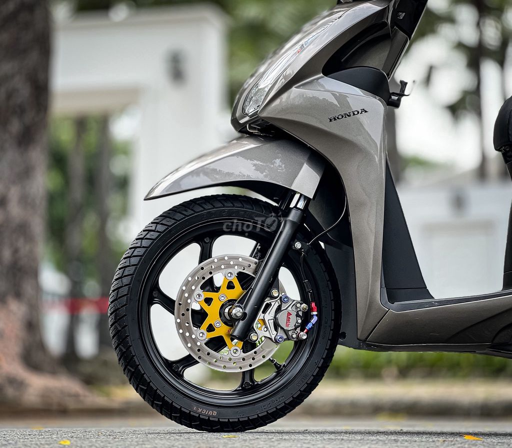 Vision 2017 option máy zin chính chủ. Mua bán Xe máy tại Quận 4 Tp Hồ Chí Minh được đăng bởi Hoàng hình 5