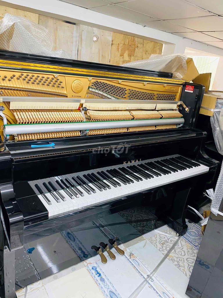 piano cơ uprigh Kawai BL71 bao ship đón Tết