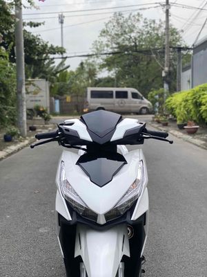 xe honda  click nhập  2018 màu trắng đen mới 98%. Mua bán Xe máy tại Thành phố Thủ Đức Tp Hồ Chí Minh được đăng bởi Nguyễn Thanh Bình