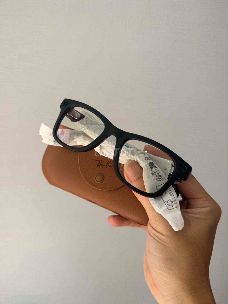 Kính thông minh Ray-Ban Meta Gen 2 Đen. Mua bán Thiết bị đeo thông minh tại Quận 10 Tp Hồ Chí Minh được đăng bởi Đồ công nghệ  hình 1