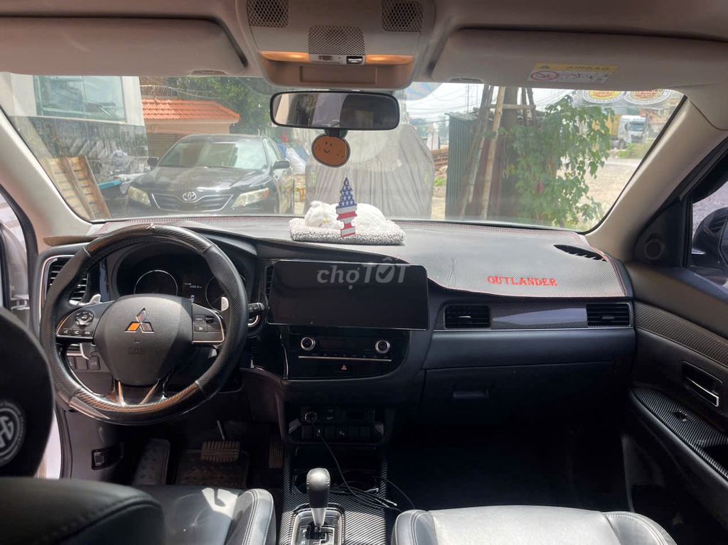 Mitsubishi Outlander 2020 2.0 CVT Premium - 7300. Mua bán Ô tô tại Huyện Thanh Trì Hà Nội được đăng bởi Ngọc Bích hình 9