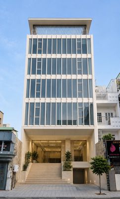 CHO THUÊ BUILDING SỬ DỤNG 2.400M2 MẶT TIỀN 10M TRỤC TRUNG TÂM QUẬN 10