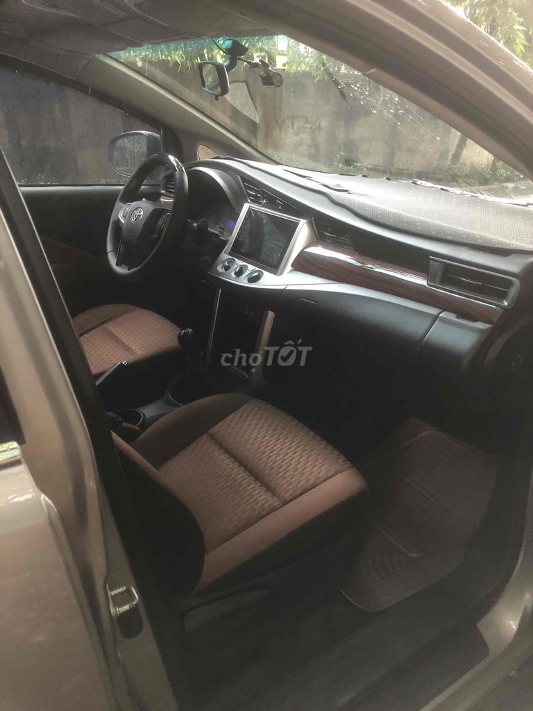Toyota Innova 2019 2.0E - 87000 km. Mua bán Ô tô tại Quận 12 Tp Hồ Chí Minh được đăng bởi Anh Hùng hình 8