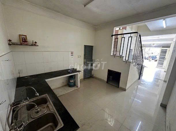 Аренда · 3 комн. · 100 м² · Quận Hải Châu, ул. Nguyễn thành ý