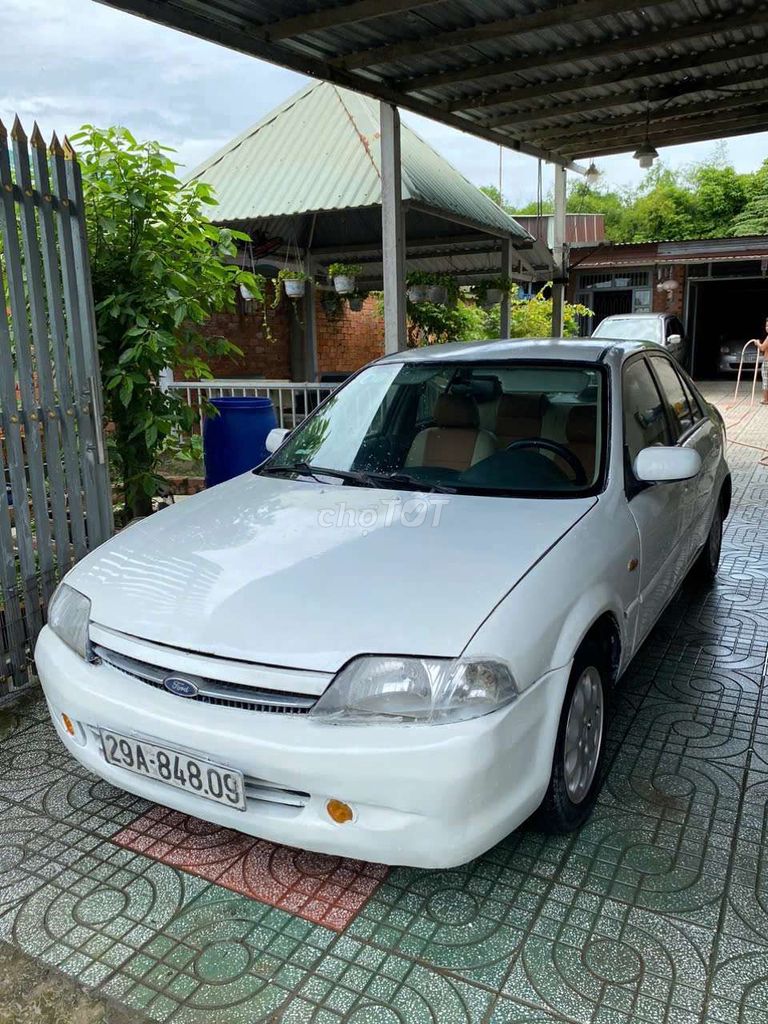 Ford Laser 2000 LX 1.6 MT - kiểm dài, máy số ngon