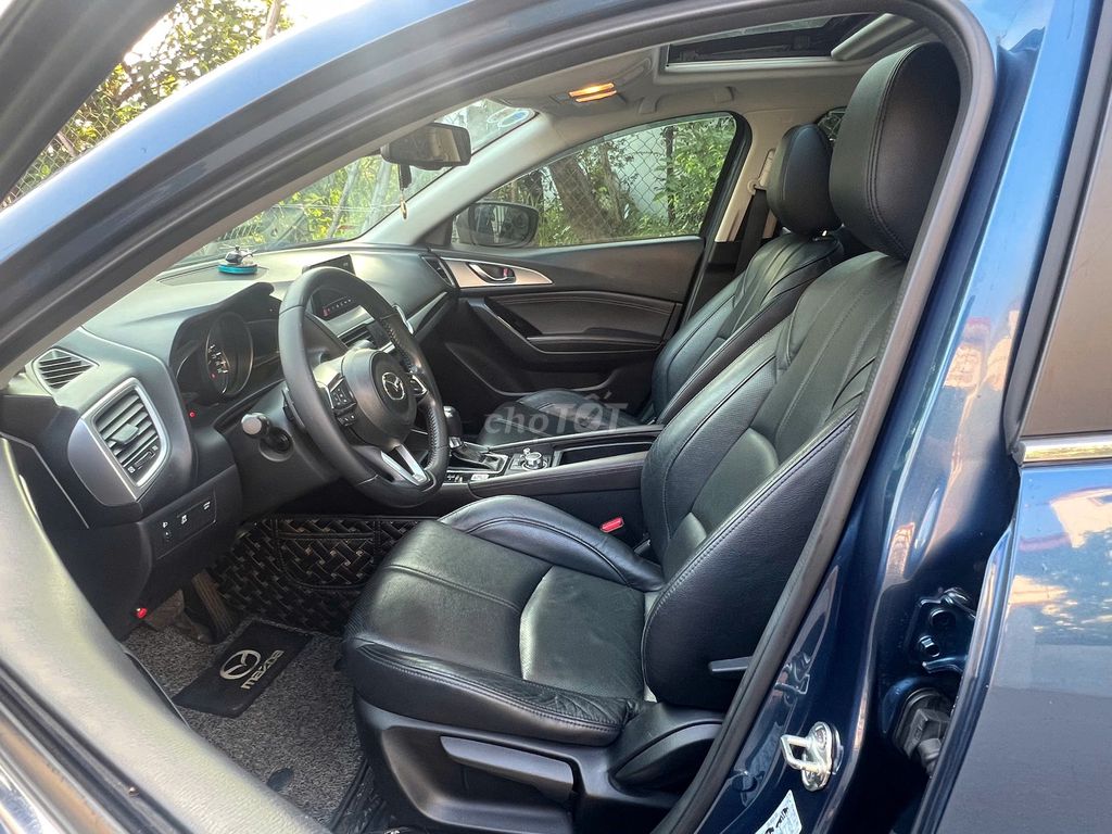 Mazda 3 hatchback 2018, trẻ trung, đi ít, giá tốt. Mua bán Ô tô tại Quận Long Biên Hà Nội được đăng bởi Long Biên Cars hình 20