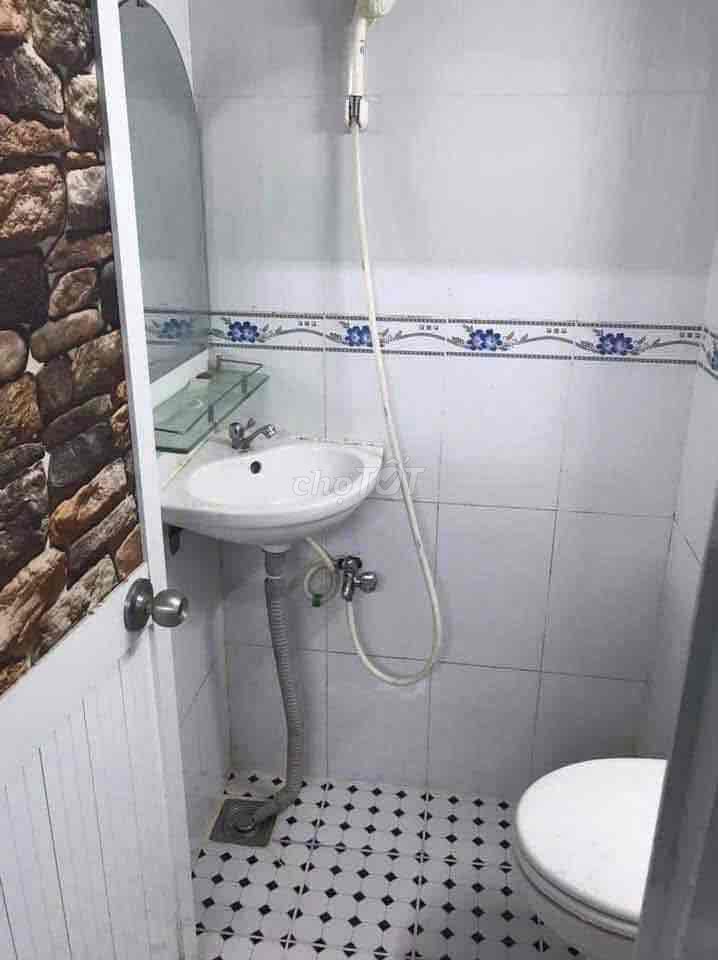 PHÒNG TRỌ ĐẶNG VĂN BI – ĐH KIEN TRÚC 3 TRIEU