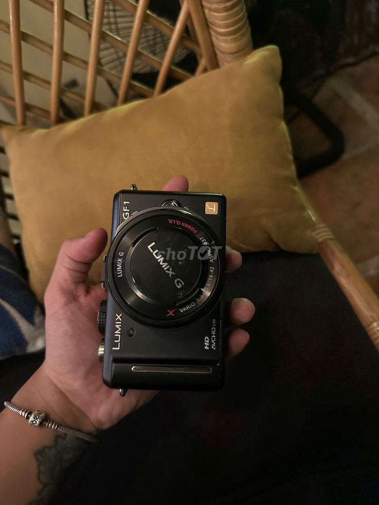 Máy ảnh Panasonic Lumix GF1 Đen. Mua bán Máy ảnh, Máy quay tại Quận 8 Tp Hồ Chí Minh được đăng bởi Thuỵ Vũ hình 1