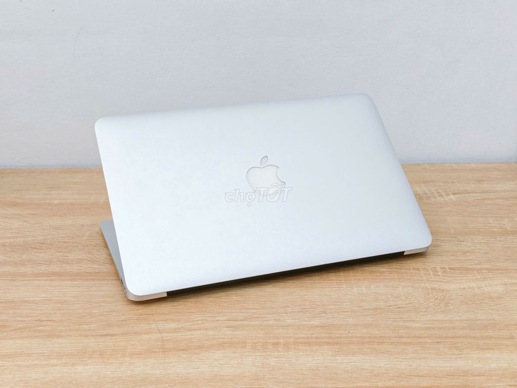 Macbook Air 2011 Core i7 4/256 Pin 100% Đẹp 98%. Mua bán Laptop tại Quận Ninh Kiều Cần Thơ được đăng bởi Cầm đồ Nhanh hình 1