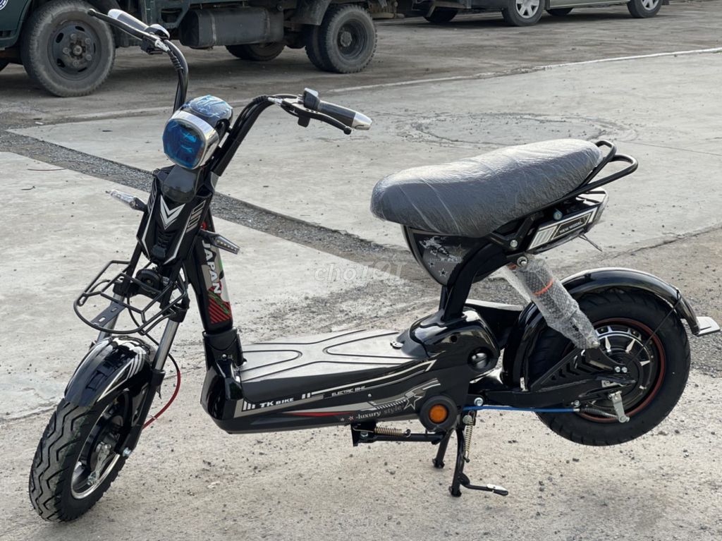 Xe đạp điện màu đen cho cả nam và nữ. Mua bán Xe điện tại Huyện Cần Giuộc Long An được đăng bởi Đồng Đức hình 1