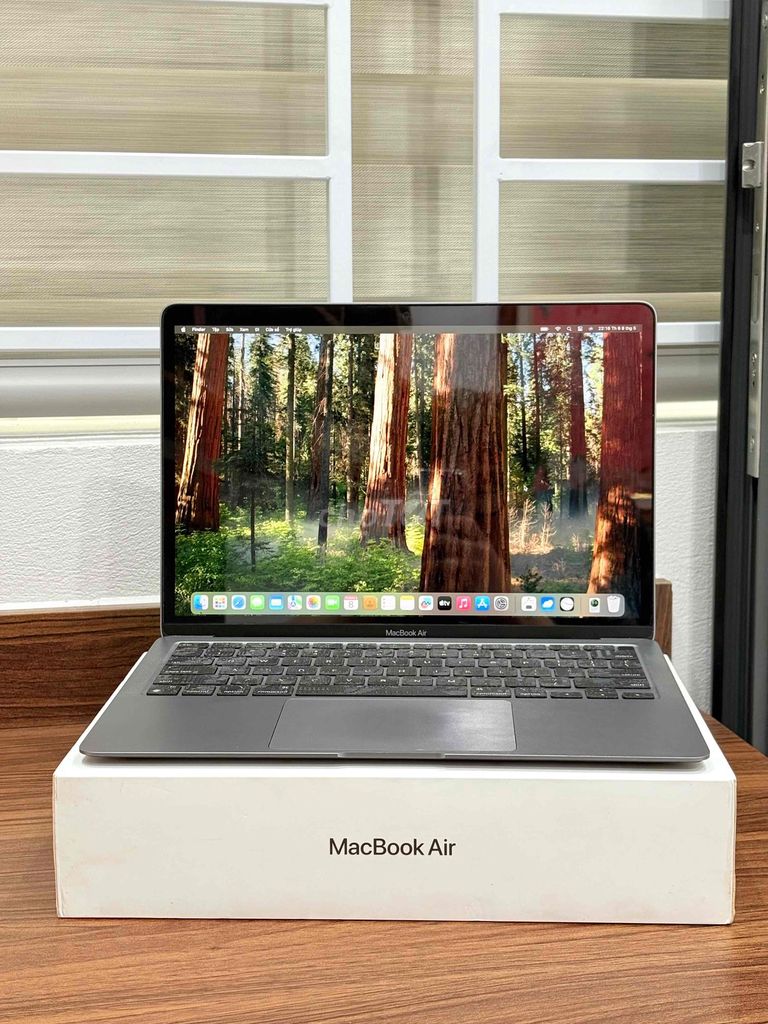 Macbook Air M1 8GB/512GB grey fullbox chính hãng. Mua bán Laptop tại Quận Thanh Xuân Hà Nội được đăng bởi Nguyen Hung  hình 1