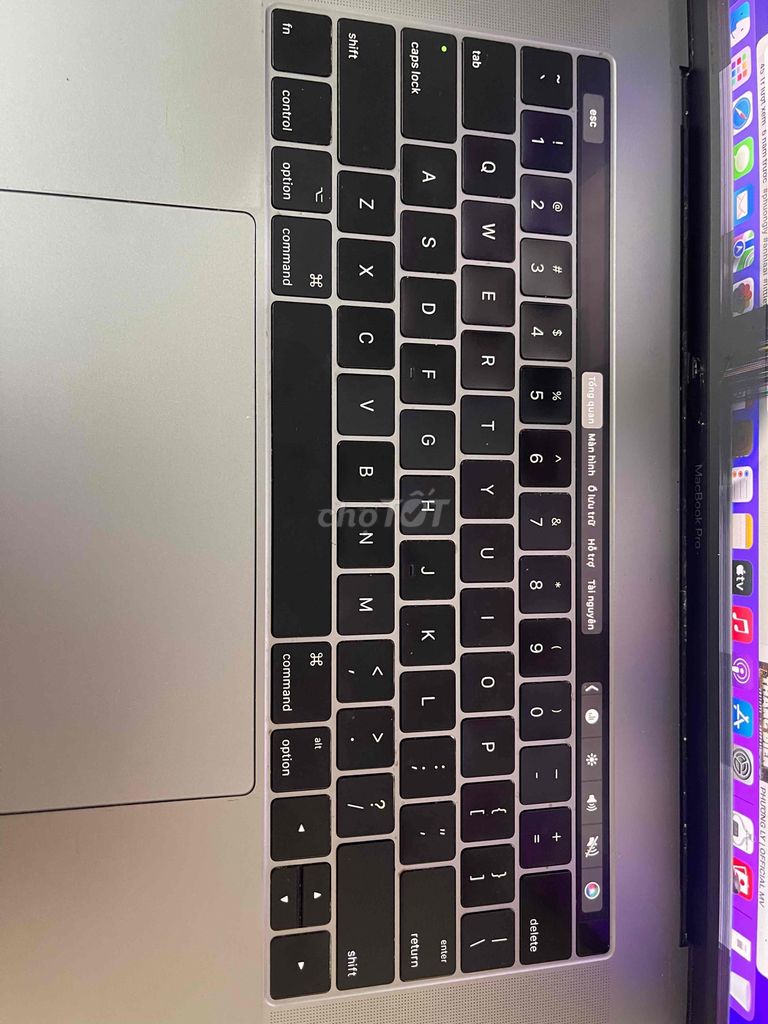Macbook pro 15” 2016 i7/16g/256g/vga2g bể màn,xám. Mua bán Laptop tại Quận 3 Tp Hồ Chí Minh được đăng bởi Phúc Nguyễn hình 3
