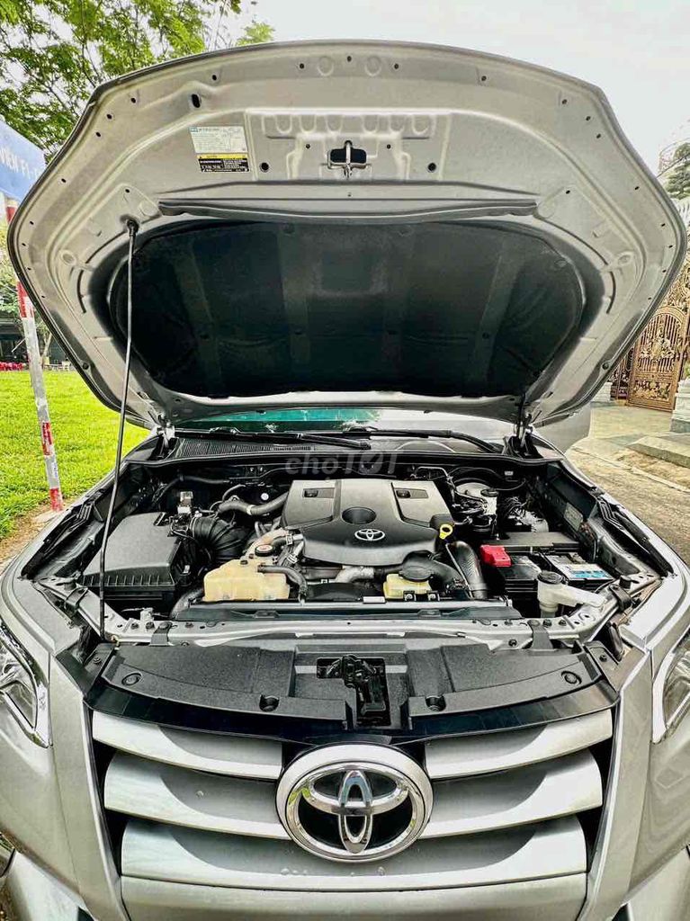 Toyota Fortuner 2019 2.4G 4x2 MT - 75000 km