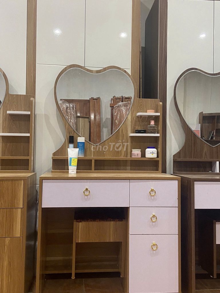 đồ trang trí phòng ngủ bannn phấn đẹppppp . Mua bán Cây cảnh, đồ trang trí tại Quận Liên Chiểu Đà Nẵng được đăng bởi Salon gỗ Hoa Hùng hình 1