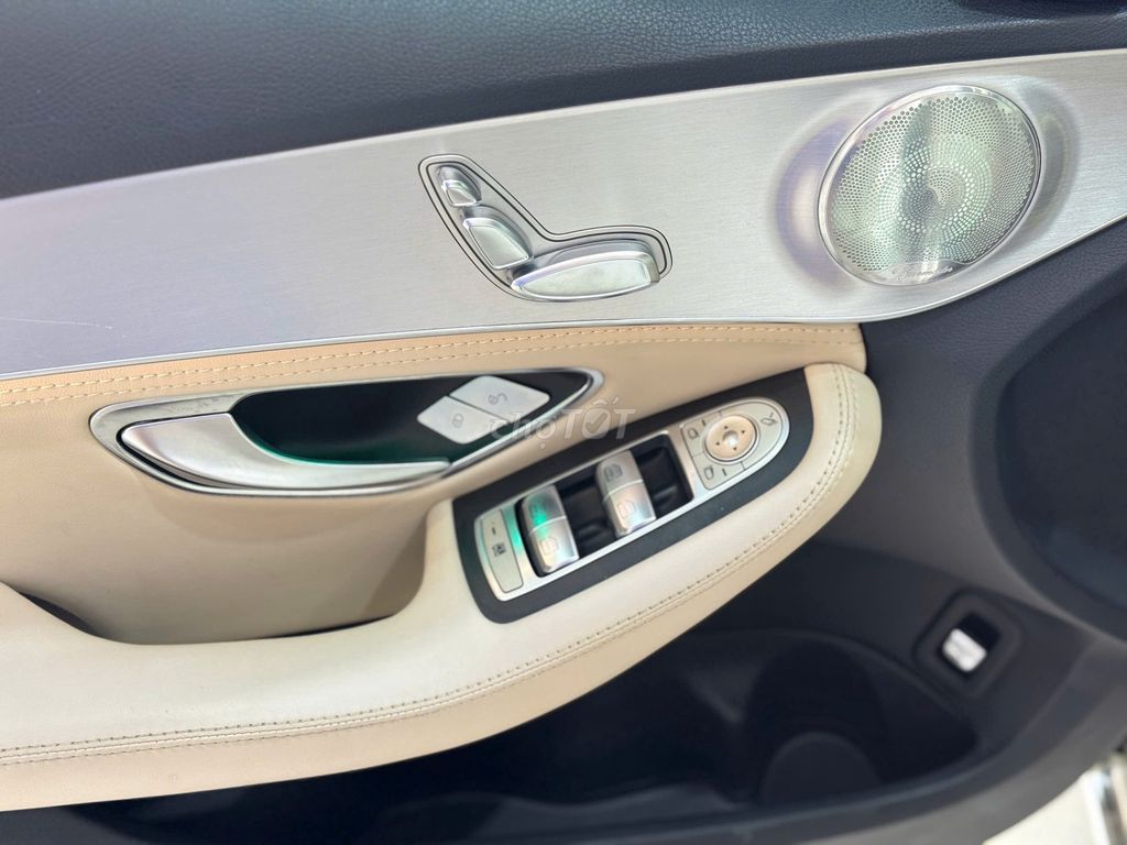 Mercedes-Benz C200 2015 Up Full C300 2021. Mua bán Ô tô tại Quận Thanh Xuân Hà Nội được đăng bởi Nguyễn Tuấn Hoàng hình 14