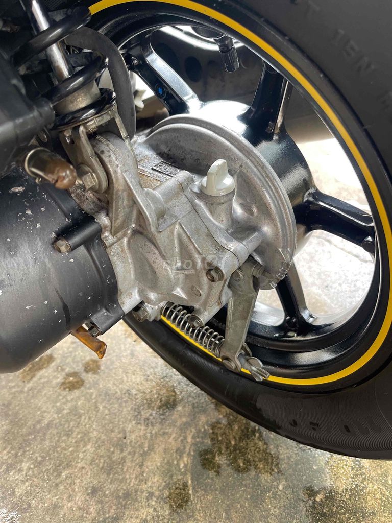 xe máy móc nguyên zin xe đi kĩ còn học keo. Mua bán Xe máy tại Huyện Thống Nhất Đồng Nai được đăng bởi Thanh Nguyen hình 4