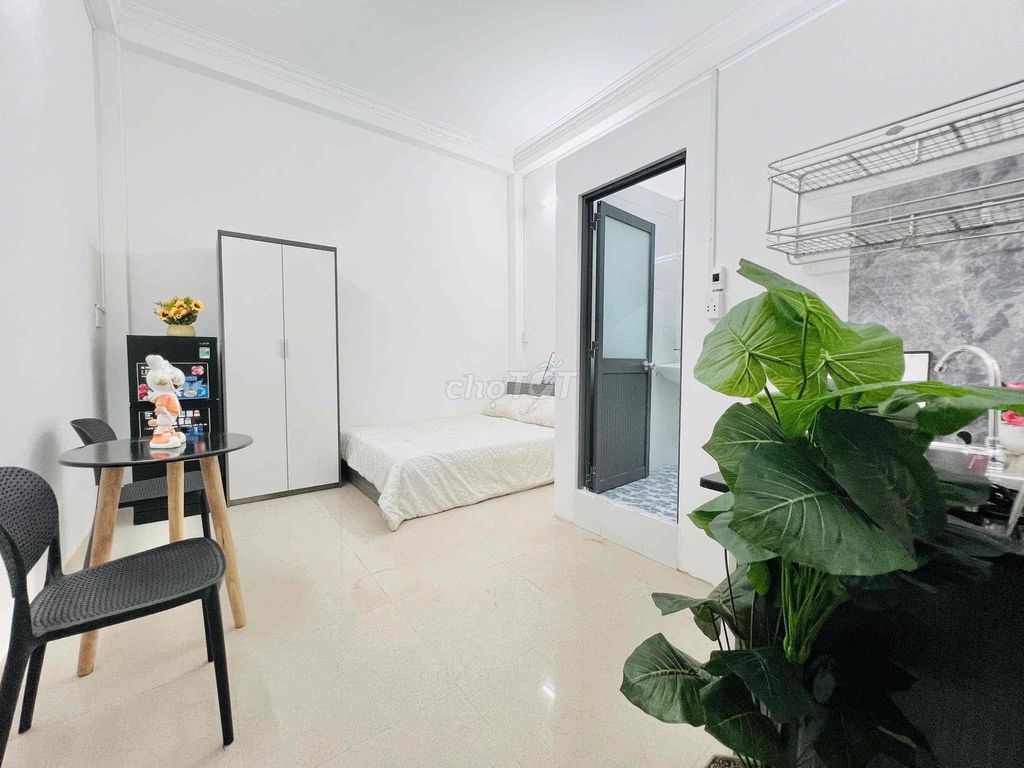 CĂN HỘ GIÁ RẺ FULL NỘI THẤT GẦN Q5 ĐẠI HỌC Y DƯỢC, ĐH MỞ, UEH CƠ SỞ B