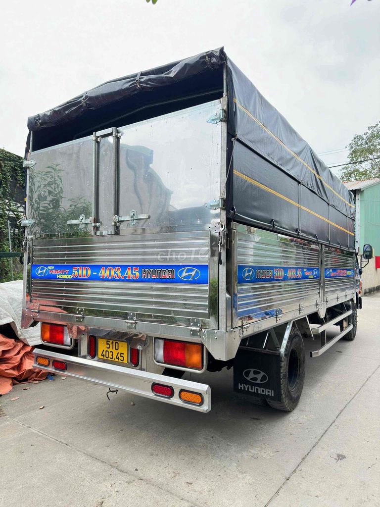 Chính chủ bán Huyndai 8T đời 2017 zin thùng inox. Mua bán Xe tải, xe ben tại Thành phố Biên Hòa Đồng Nai được đăng bởi Trần Văn Đạt hình 3