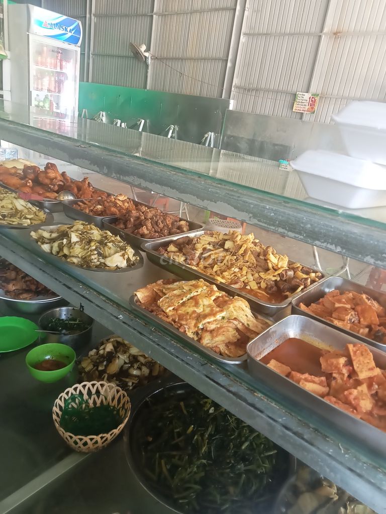 Cần nữ phụ quán cơm bao ăn ở chăm chỉ trách nhiệm. Việc làm Nhân viên phục vụ tại Huyện Đam Rông Lâm Đồng được đăng bởi Kỳ Anh hình 3