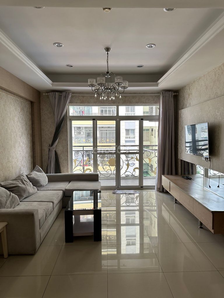 Cần cho thuê nhanh căn hộ The Flemington 90m2, 3PN có hồ bơi, nhà đẹp