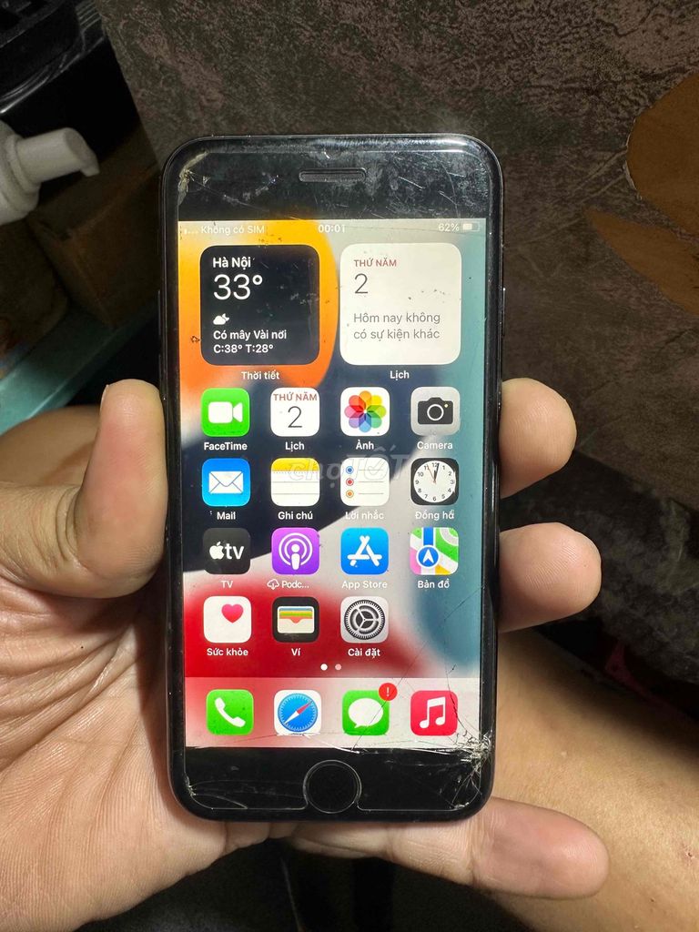 ip 7 nhỏ , màn zin nứt kính. Mua bán Điện thoại tại Quận Phú Nhuận Tp Hồ Chí Minh được đăng bởi Tấn hình 1