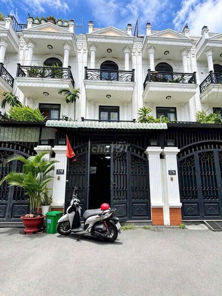 Аренда · 3 комн. · 60 м² · Quận 12, ул. Đường Hà Huy Giáp