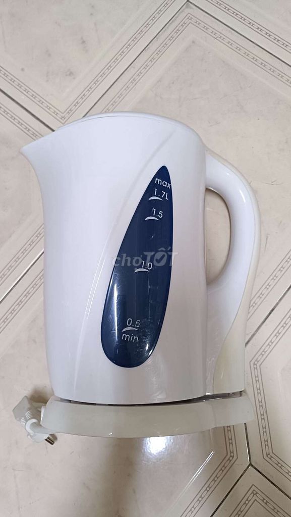 Ấm đun nước Nhựa Trắng 1.7L. Mua bán Bếp, lò, đồ điện nhà bếp tại Quận Tân Bình Tp Hồ Chí Minh được đăng bởi Tân Nhựt hình 1