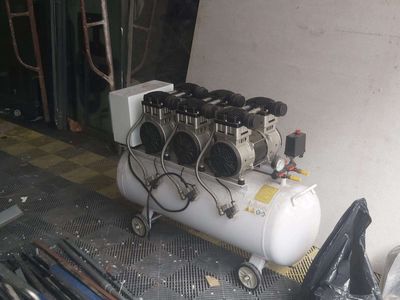 Máy nén khí không dầu, giảm âm 150l. Mua bán Đồ chuyên dụng, Giống nuôi trồng tại Thành phố Thủ Đức Tp Hồ Chí Minh được đăng bởi Thảo
