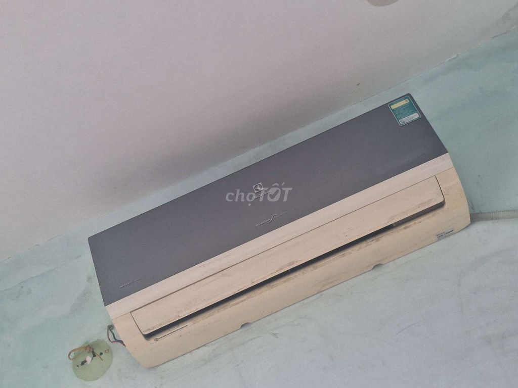 Máy lạnh Electrolux 1.5 HP Trắng, Xám. Mua bán Máy lạnh, điều hoà tại Quận 12 Tp Hồ Chí Minh được đăng bởi  nguyễn hồng nhựt hình 1