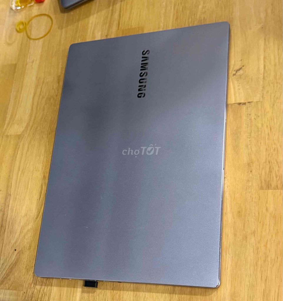 Samsung Notebook 7 i5-8265U 15.6 inch 8GB/SSD. Mua bán Laptop tại Quận Ngũ Hành Sơn Đà Nẵng được đăng bởi Gia Huy hình 1
