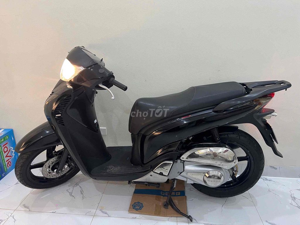 Хонда SH125i Итальянская черная 125 куб. см