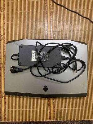 dell alienware17 hỏng màn hỏng pin muốn thanh lí. Mua bán Laptop tại Thành phố Bắc Giang Bắc Giang được đăng bởi Vũ Mạnh Tuấn